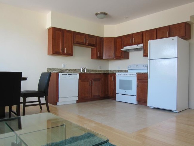 Foto del edificio - 505 Pleasant St