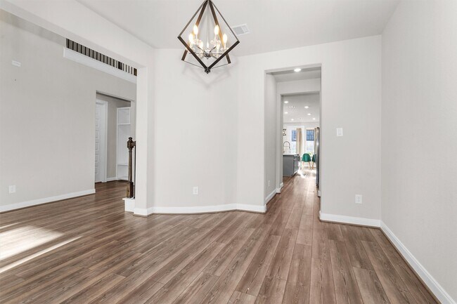 Building Photo - 17685 Martin Crk Ln