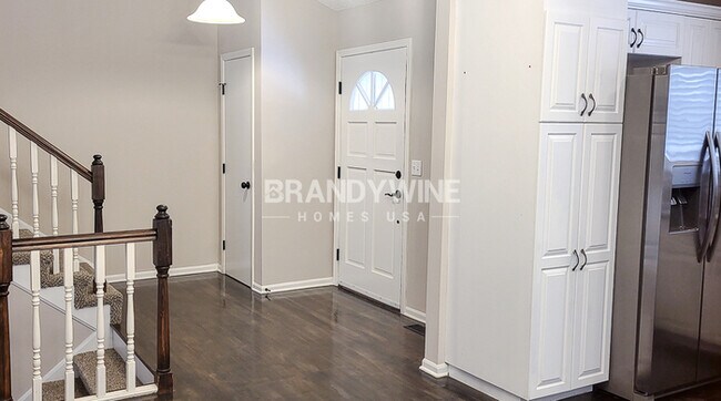 Building Photo - NEW Lower Rental Rate Leasing Special: Mar...
