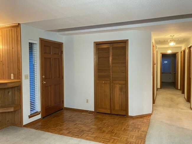 Building Photo - Single level Home in Newberg