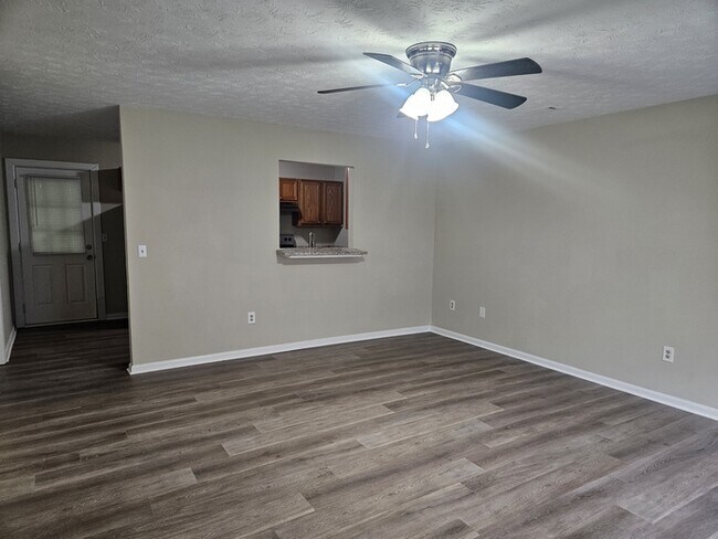 Building Photo - 1141 Micha Way