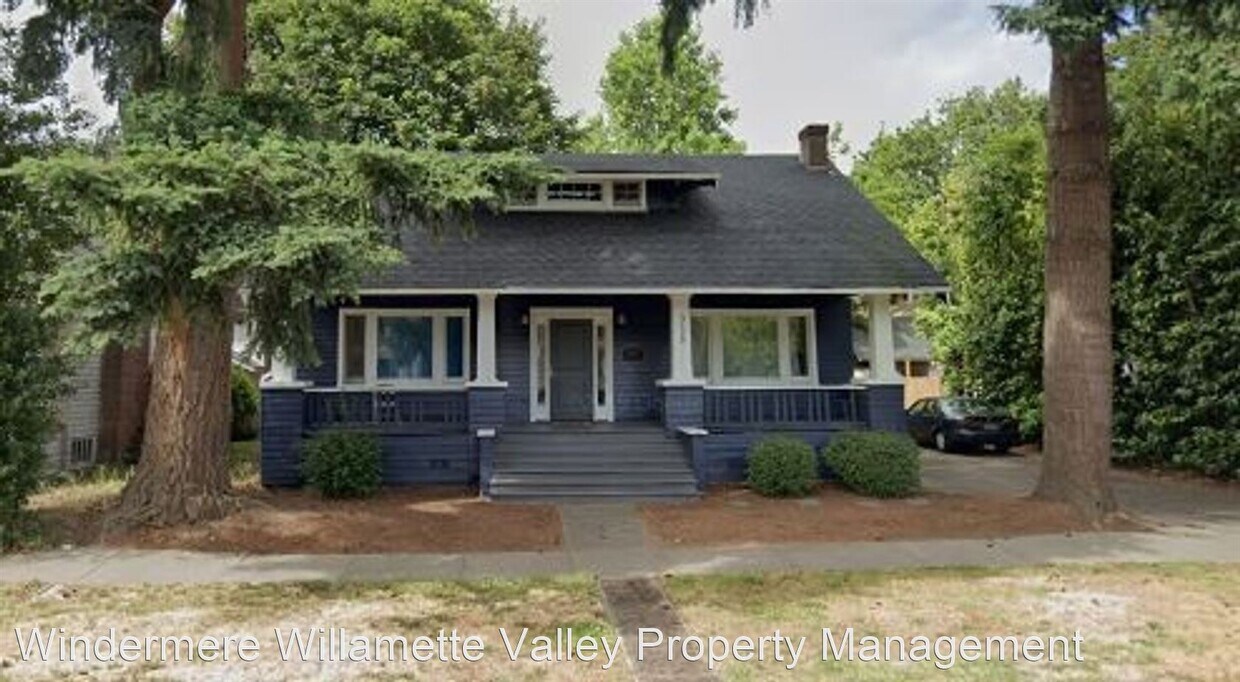 Foto principal - 5 br, 2.5 bath House - 955 NW Van Buren Ave