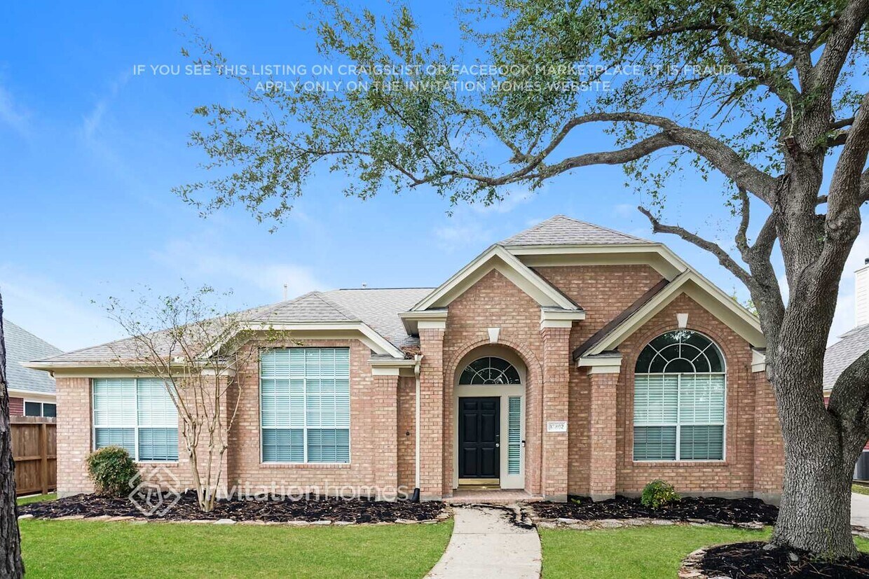 Foto principal - 12802 Magnolia Leaf St