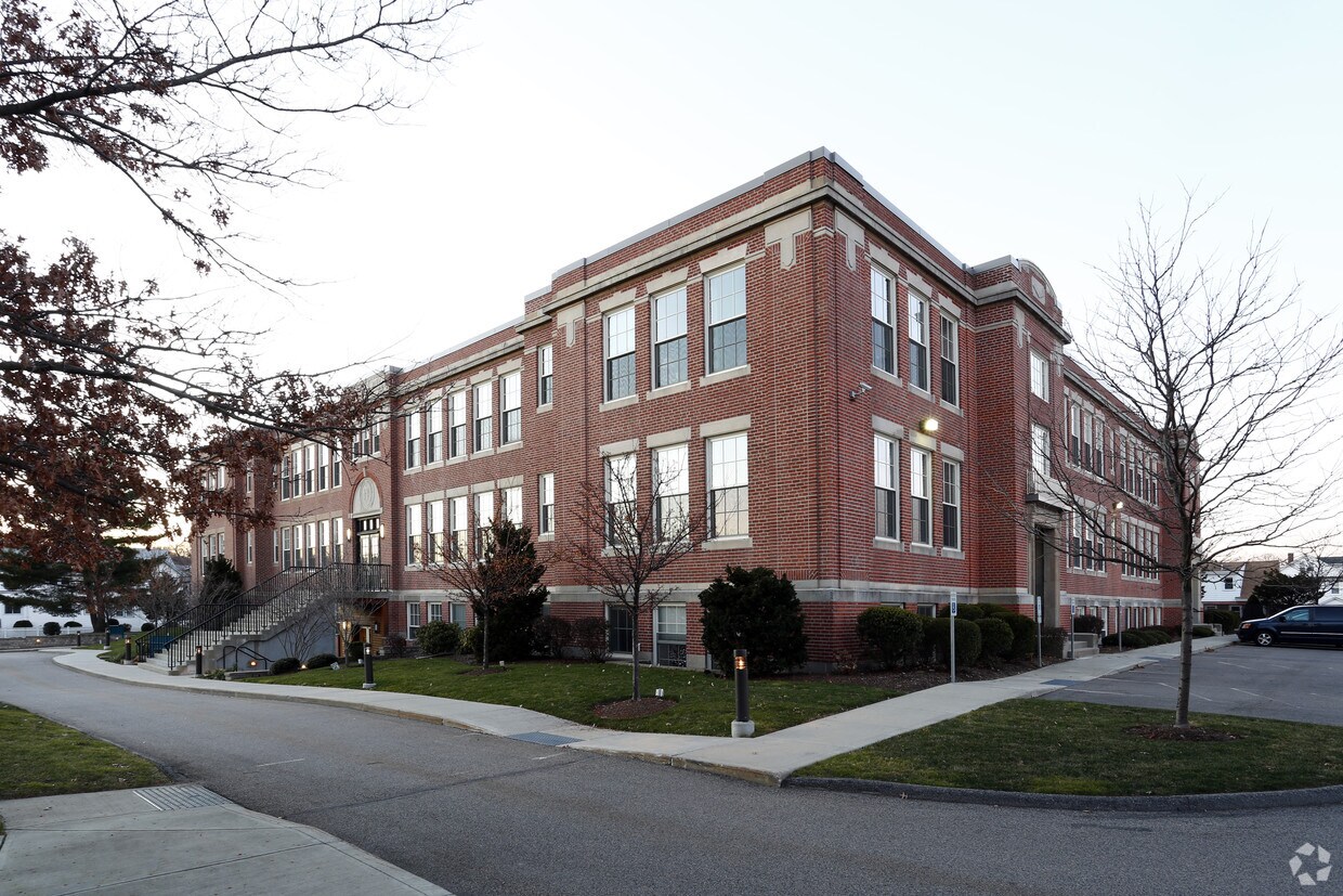 Apartments at Coolidge School Apartments Watertown, MA