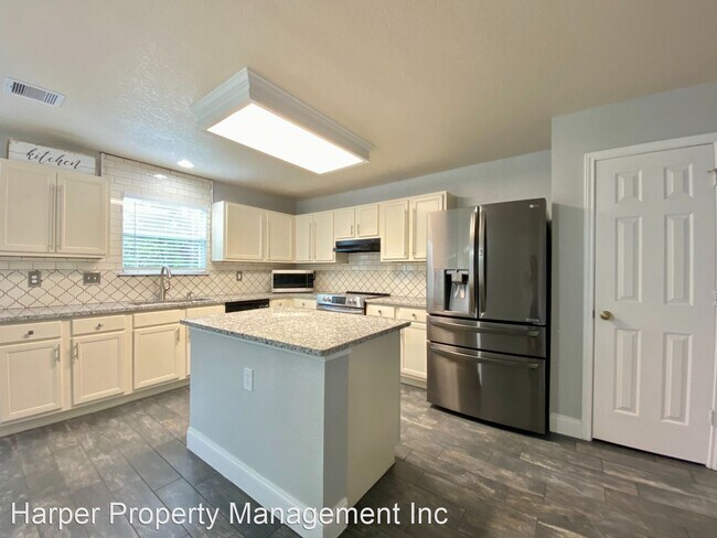 Foto del edificio - 3 br, 2.5 bath House - 4951 Bending Trail