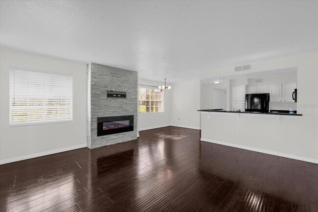 Foto del edificio - 13953 Fairway Island Dr