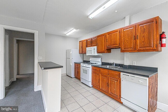 Building Photo - 3314 Arch St