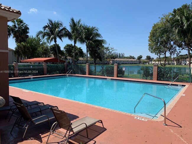 Foto del edificio - 1270 SE 31st Ct