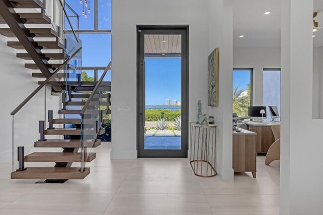 Foto del edificio - 1161 Pine Point Rd