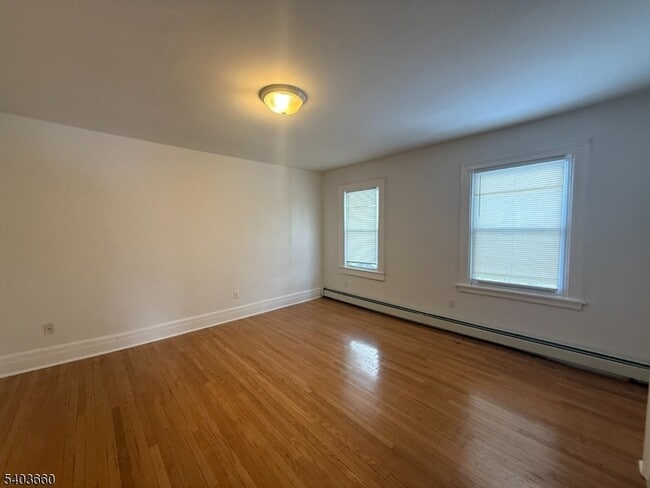 Building Photo - 22 High St