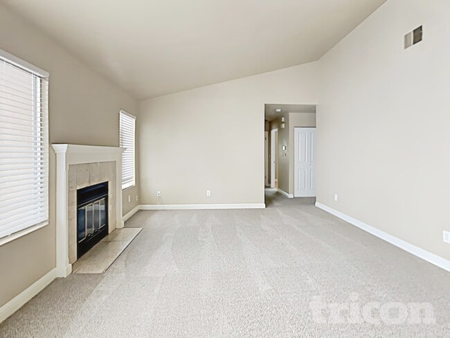 Building Photo - 600 Basalt Dr