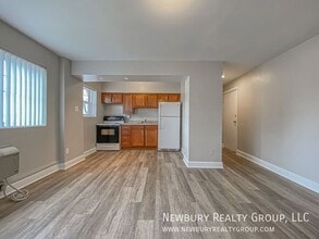 Building Photo - 313 San Juan Dr