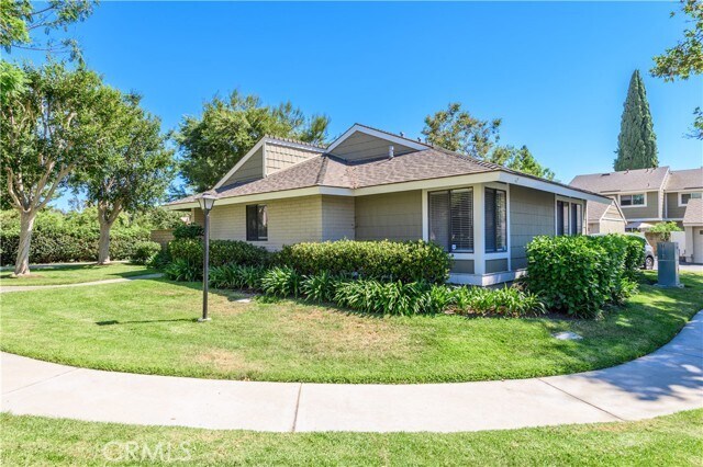 Foto del edificio - 12 Deodar