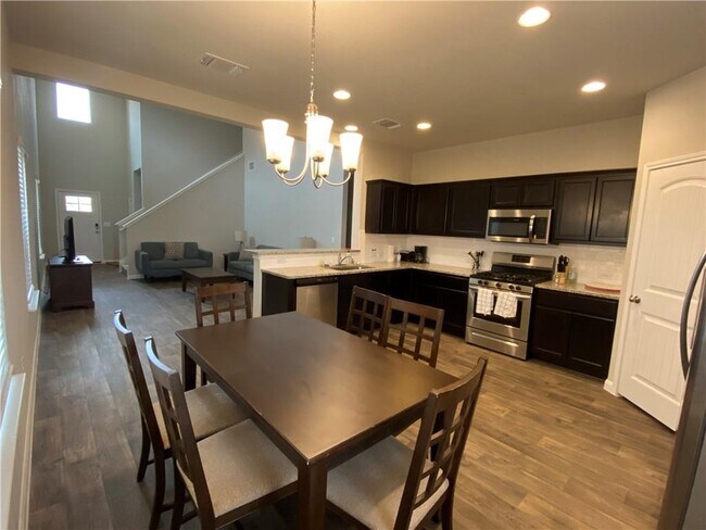 Foto del edificio - 13925 Heidhorn Dr