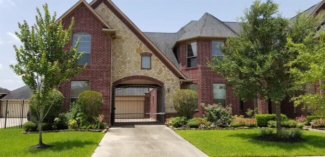 Building Photo - 5310 Briarwick Meadow Ln