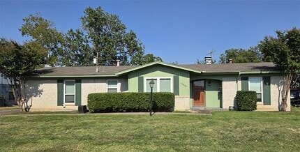 Building Photo - 12622 Templeton Trail