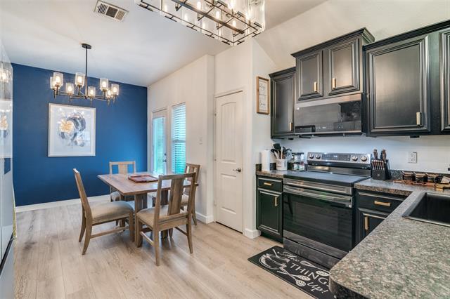 Building Photo - 4024 Golden Rod Dr