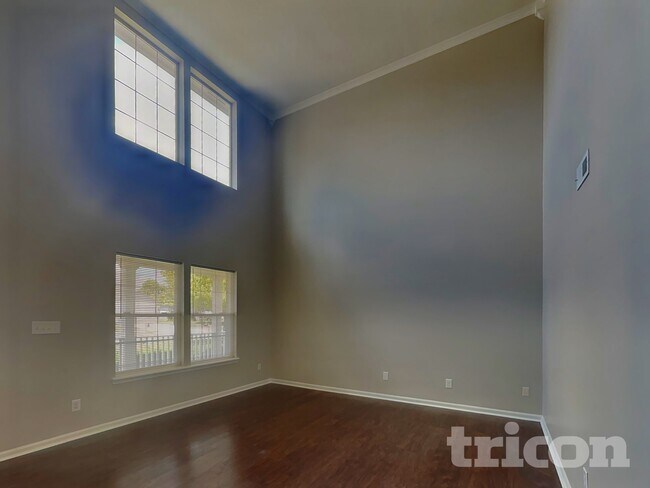 Foto del edificio - 951 Atir Ln