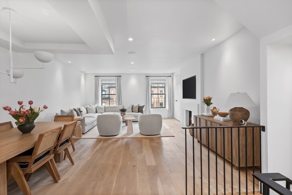 Primary Photo - 73 Marlborough St