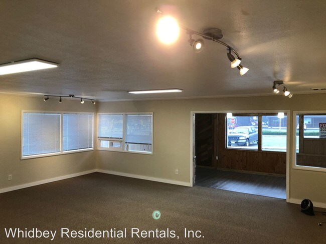 Foto del edificio - 285 NE Midway Blvd