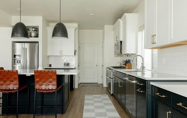 Foto del edificio - 4122 W Red Clover Dr