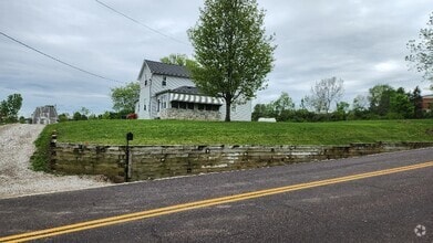 Building Photo - 5946 Old Antonia Rd