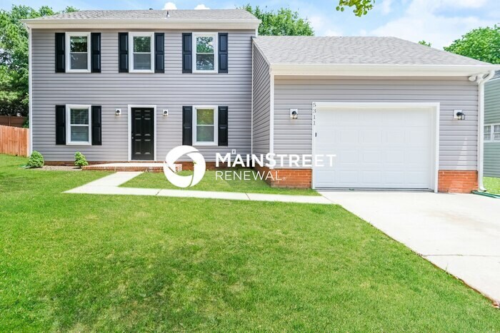 Foto principal - 4 Bedroom Pet-Friendly Home in Charlotte, ...