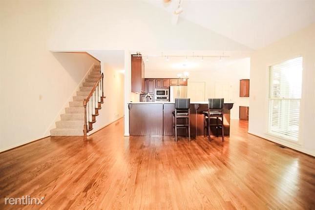 Building Photo - 5 br, 4 bath House - 11625 Laurel Lake Drive