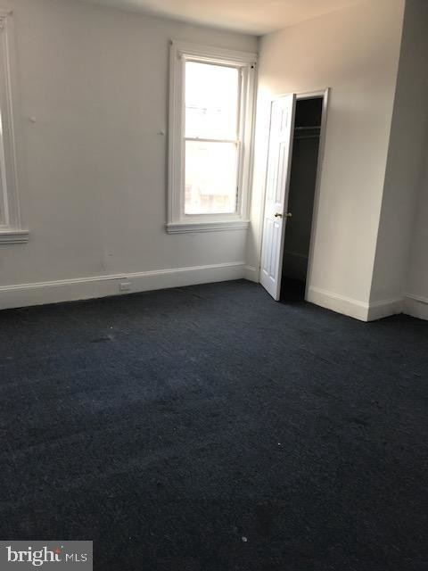 Building Photo - 528 Stanbridge St