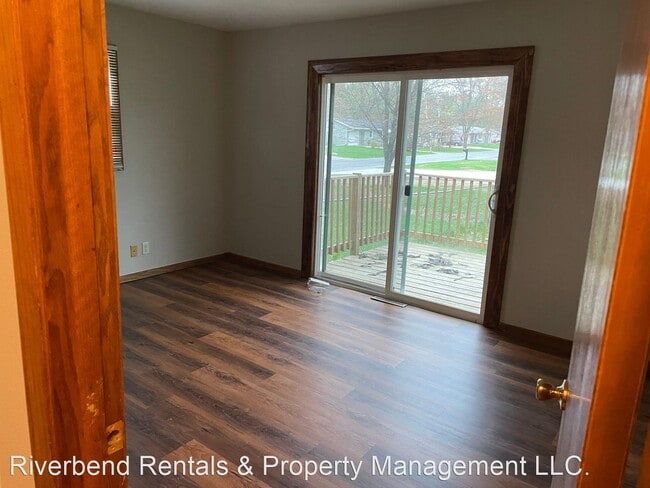 Building Photo - 3 br, 2 bath House - 211 Joan St