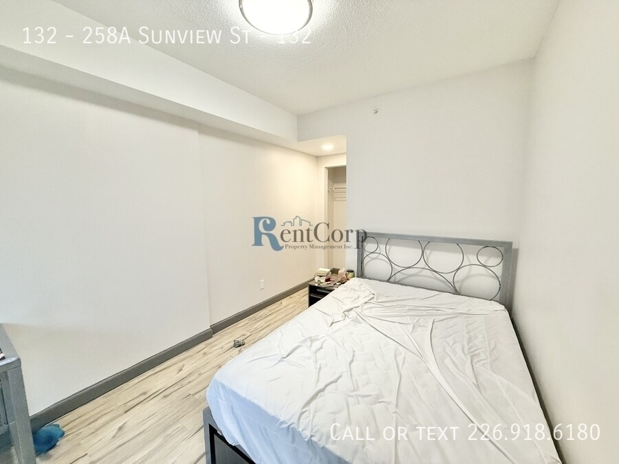 Photo principale - 258A-258A Sunview St