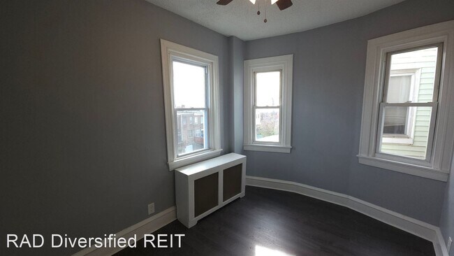 Foto del edificio - 3 br, 1.5 bath House - 7275 E Walnut Ln