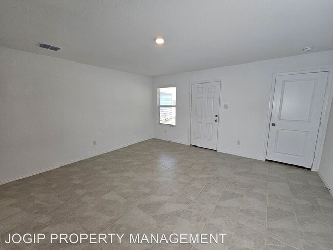 Building Photo - 3 br, 2 bath House - 7609 Bluebell Ln