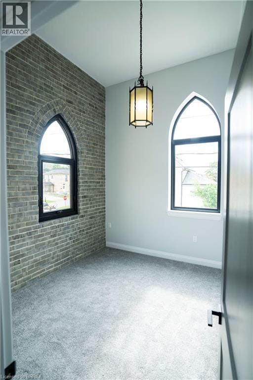 Building Photo - 130 Elgin St