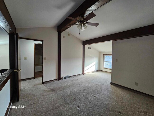 Foto del edificio - 2 Bedroom 1.5 Bath Condo for Rent Ravenna ...