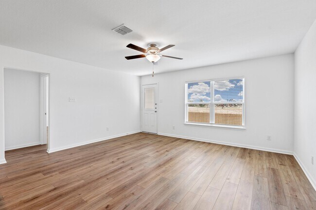 Building Photo - 4010 Mistyrock Wy