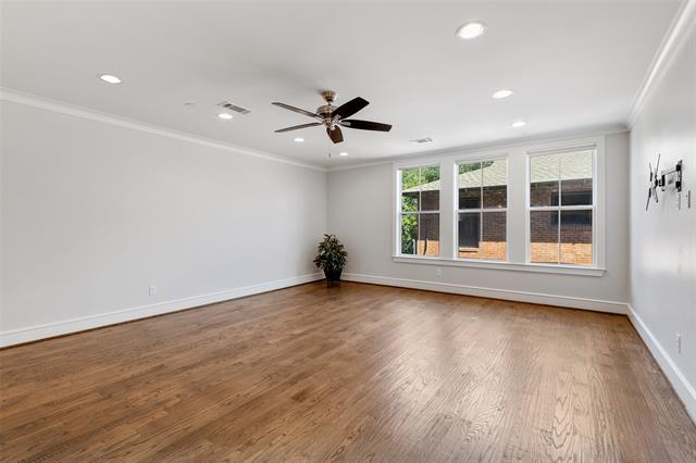 Foto del edificio - 4144 Druid Ln