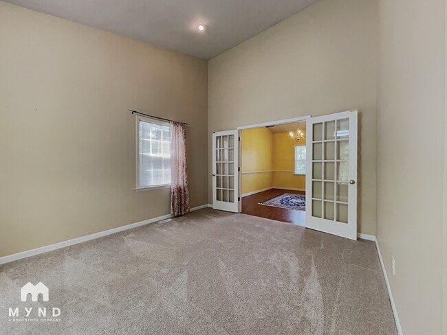 Building Photo - 1085 Vauxhall Dr