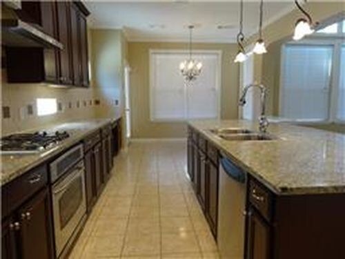 Foto del edificio - 30119 Canyon Branch Ln