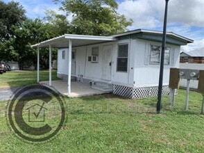 Building Photo - 2854 Lake Alfred Rd Building Photo - 2854 Lake Alfred Rd