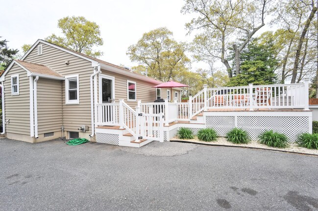 Building Photo - 1754 Forge Pond Rd