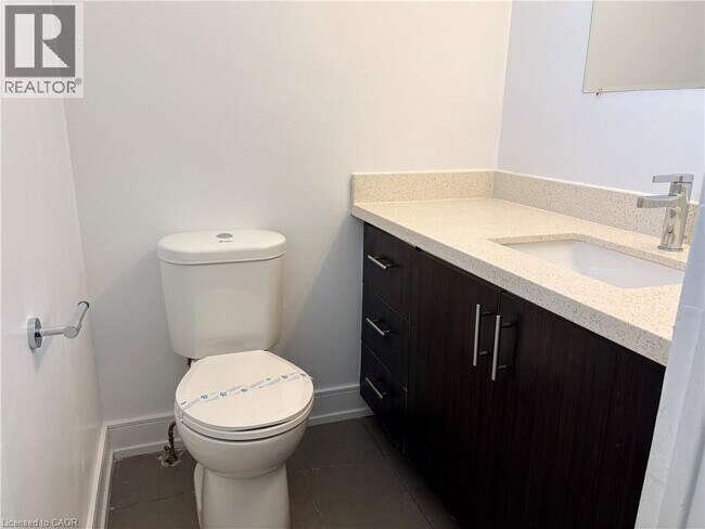 Building Photo - 77 Tindale Ct