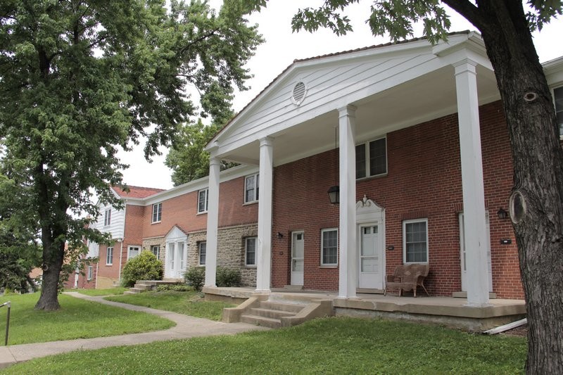 Primary Photo - Drake Townhomes