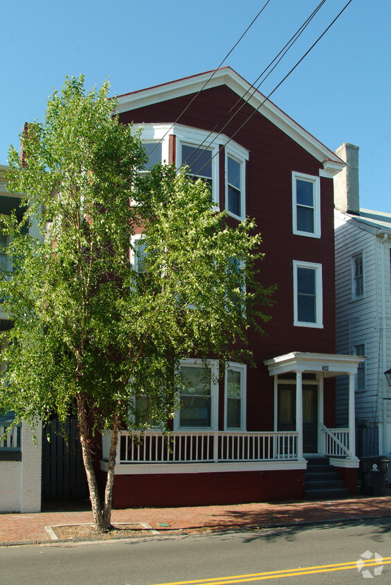 Primary Photo - 422 London St