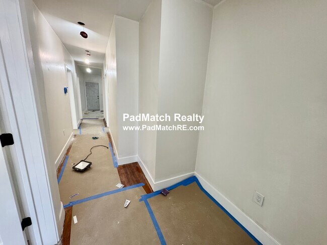 Building Photo - 805 Blue Hill Ave