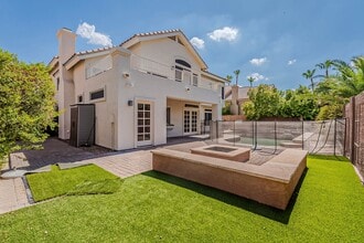 Building Photo - 1612 E Glenhaven Dr