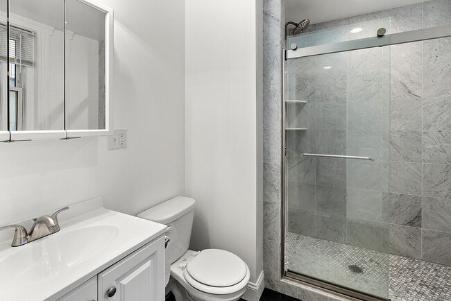 Renovated Bathroom - 51-55 Queensberry Street
