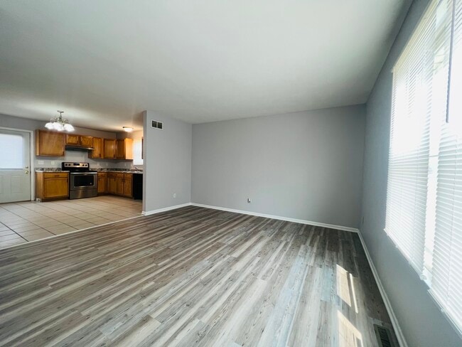 Building Photo - 2708 48th St