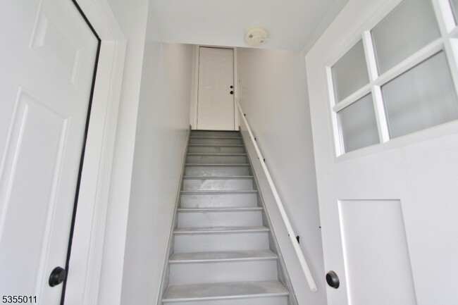 Foto del edificio - 520 Hamilton Blvd