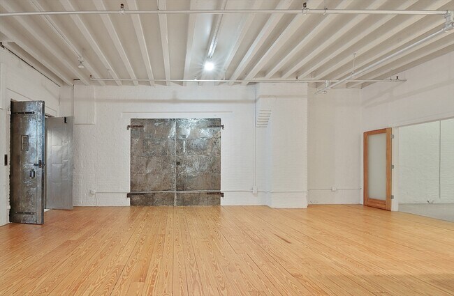 Foto del edificio - 107 South St